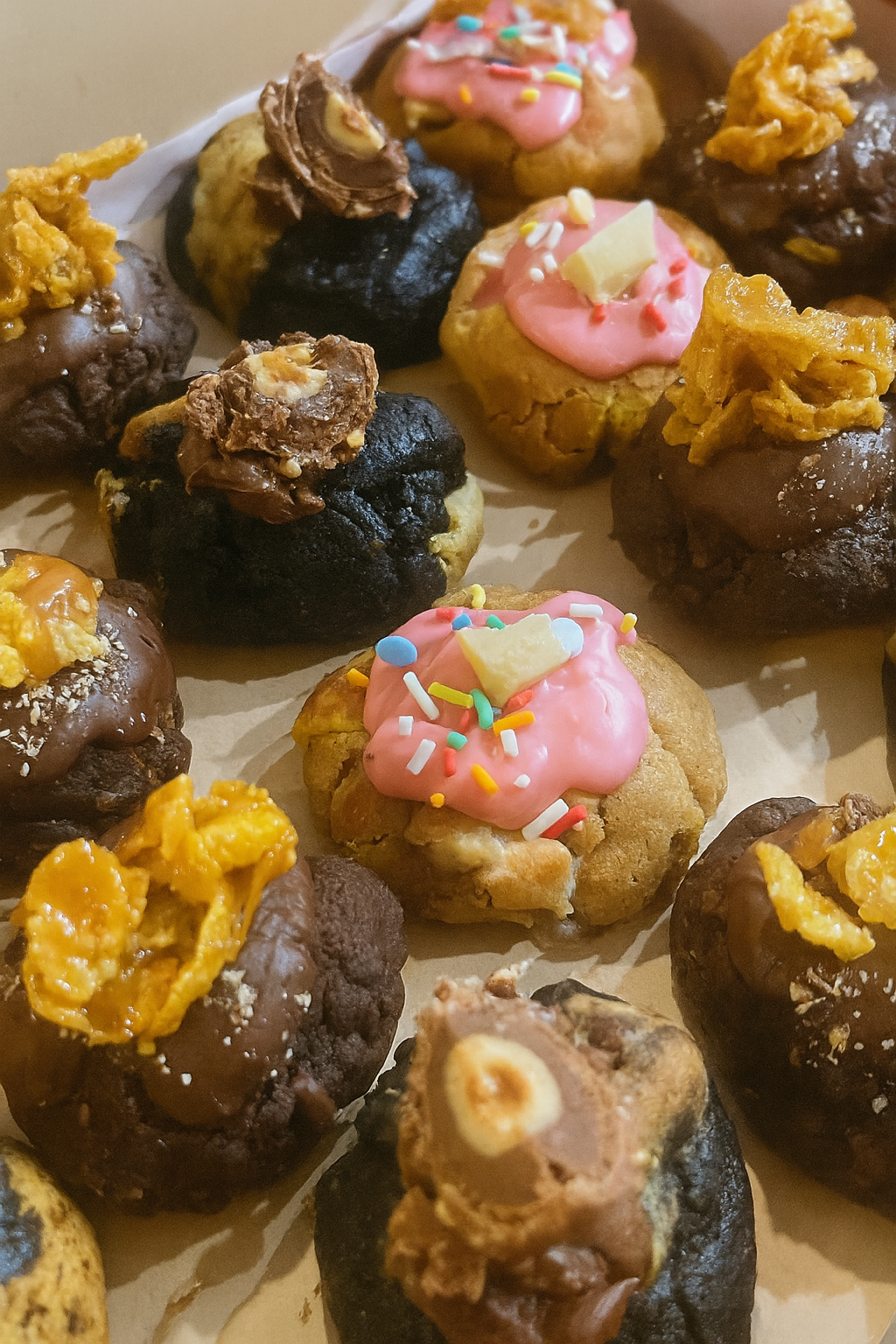 The Bitty Box – 12 Mini Cookies